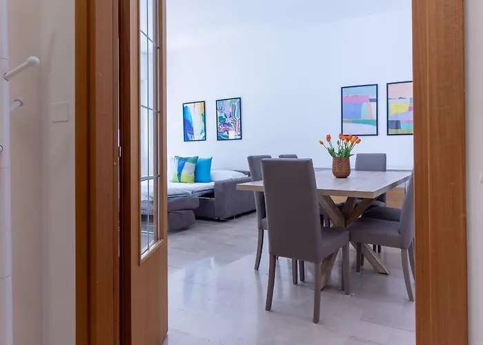 Darsena Luminous & Cozy Apartment